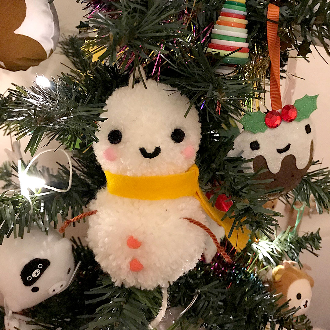 DIY Pom Pom Snowman & More Christmas Crafts