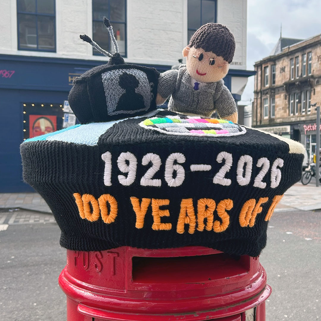 knitted postbox